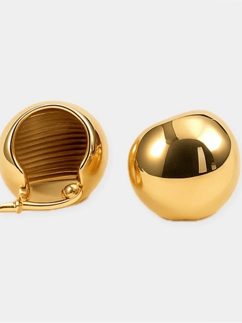 Louise Carter Bahama Bold Gold Hoop Earrings - Women Jewelry